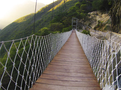 Puente Colgante | Grutas Tolantongo
