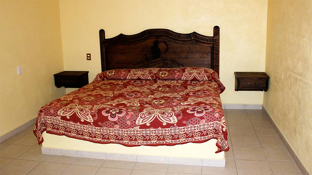 Single Room | Molanguito Hotel